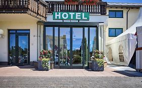 Airport-Hotel Fortuna